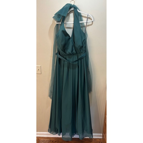 White by Vera Wang Dresses & Skirts - White by Vera Wang Teal Green Halter Chiffon Gown Dress Plus Size 20 Bridesmaid